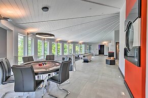 Southern Shores Retreat w/ Expansive Outdoor Space