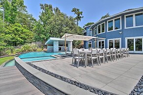 Southern Shores Retreat w/ Expansive Outdoor Space