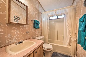 2 Decks, Grill & Wooded Views: Happy Jack Cabin