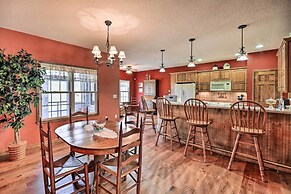 Pet-friendly Abingdon Abode w/ Yard & Grill!