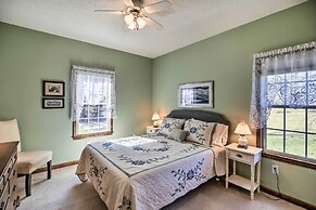 Pet-friendly Abingdon Abode w/ Yard & Grill!