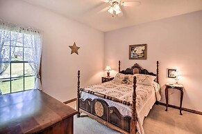 Pet-friendly Abingdon Abode w/ Yard & Grill!