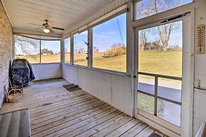 Pet-friendly Abingdon Abode w/ Yard & Grill!