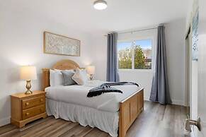 Stunning 2 Bedroom 1 Bath Home near BART