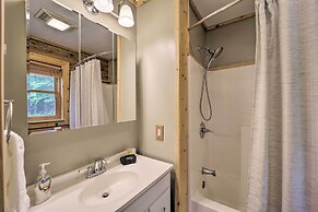 2 Decks & Fire Pit: Scenic Beech Mountain Retreat!