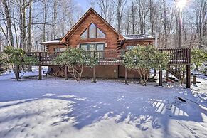 2 Decks & Fire Pit: Scenic Beech Mountain Retreat!