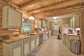 2 Decks & Fire Pit: Scenic Beech Mountain Retreat!