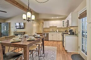 Patio, Fenced Yard: Pet-friendly Pinetop Cabin!