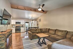 Patio, Fenced Yard: Pet-friendly Pinetop Cabin!