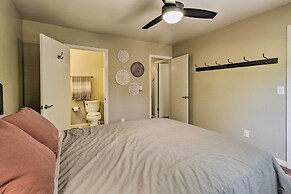 Patio, Fenced Yard: Pet-friendly Pinetop Cabin!