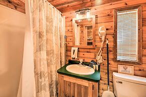 Family-friendly Cabin ~ 5 Mi to Dtwn New Bern