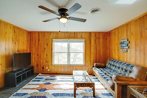 Dandridge Vacation Rental w/ Fishing Pier & Grill!