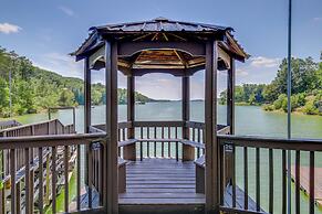 Dandridge Vacation Rental w/ Fishing Pier & Grill!