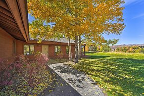 Unique Mountain Escape w/ 2 Decks < 2 Mi to Skiing