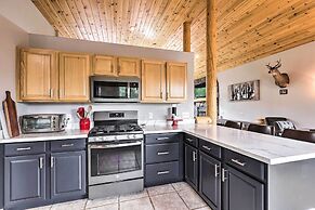 'elkwood Lodge' Cabin w/ Hot Tub in Star Valley!