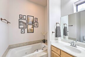 'elkwood Lodge' Cabin w/ Hot Tub in Star Valley!