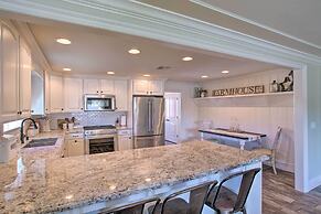 Walk to Downtown: Gilbert Home w/ Fire Pit!