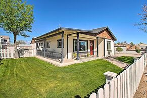 Walk to Downtown: Gilbert Home w/ Fire Pit!