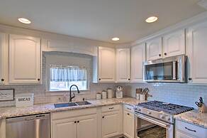 Walk to Downtown: Gilbert Home w/ Fire Pit!