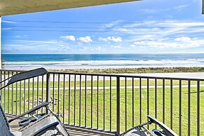 Ormond Beach Condo w/ Balcony & Views