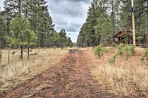 Pinetop Escape: Charming Mountain Condo w/ Balcony