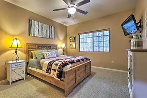 Pinetop Escape: Charming Mountain Condo w/ Balcony