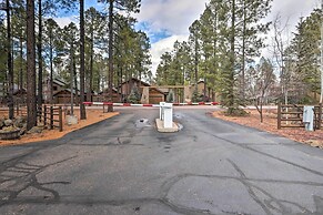 Pinetop Escape: Charming Mountain Condo w/ Balcony