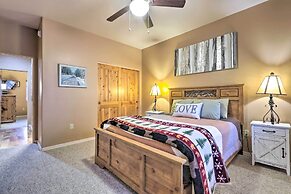 Pinetop Escape: Charming Mountain Condo w/ Balcony