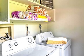 North Port Garden Home: Florida Room, Lanai!