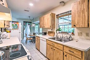 North Port Garden Home: Florida Room, Lanai!