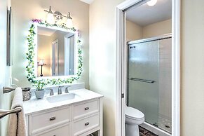 North Port Garden Home: Florida Room, Lanai!