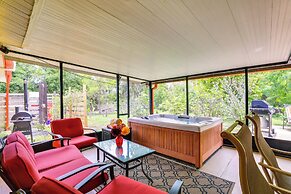 North Port Garden Home: Florida Room, Lanai!