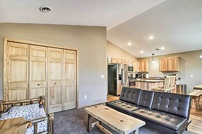 Breezy Point Cabin w/ Fire Pit - Walk to Lake