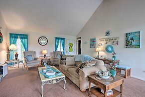 < 1 Mi to the Lake: Osage Beach Home w/ Deck