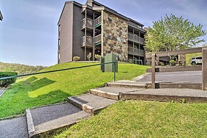 Mountaintop Gatlinburg Condo w/ Community Pool
