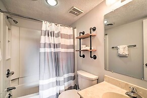 Mountaintop Gatlinburg Condo w/ Community Pool