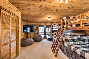 Pinetop Cabin w/ Golf Course Patio on 8th Green!