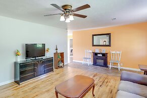 'the Old Parsonage' Pindall House w/ Patio!