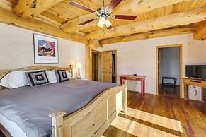 'burning Sky Lodge': Private Hot Tub & Ski-in/out