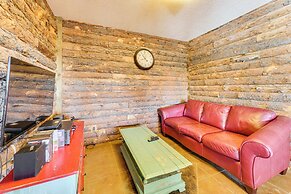 'burning Sky Lodge': Private Hot Tub & Ski-in/out