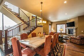 Park City Townhouse w/ Luxurious Amenities!
