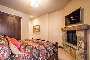 Park City Townhouse w/ Luxurious Amenities!