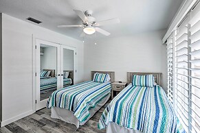 Ponce Inlet Condo w/ Beach & Pool Access!