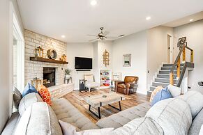 Lakefront Home: Hot Tub & Game Room in Spicewood