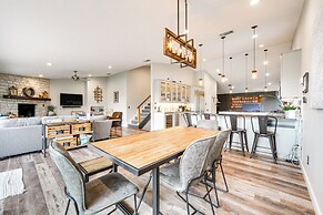 Lakefront Home: Hot Tub & Game Room in Spicewood