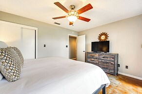 Lakefront Home: Hot Tub & Game Room in Spicewood