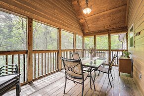 Branson West Family Cabin Near PGA Golf Course!