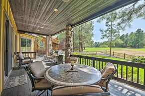 Centrally Located: Lavish Pinetop Paradise!