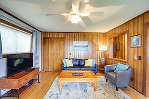 Pool Access & Slope Views: Beech Mtn Condo!