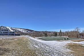 Pool Access & Slope Views: Beech Mtn Condo!